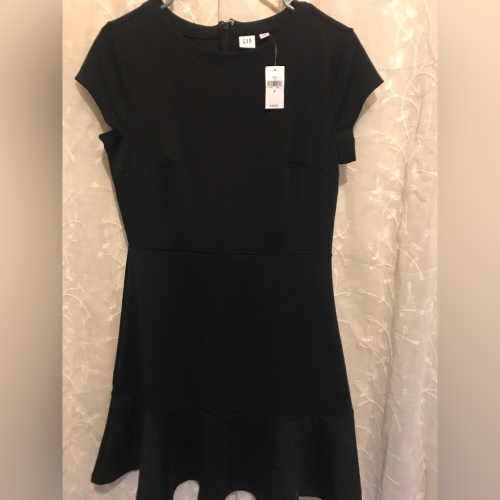 Woman’s Gap Dress